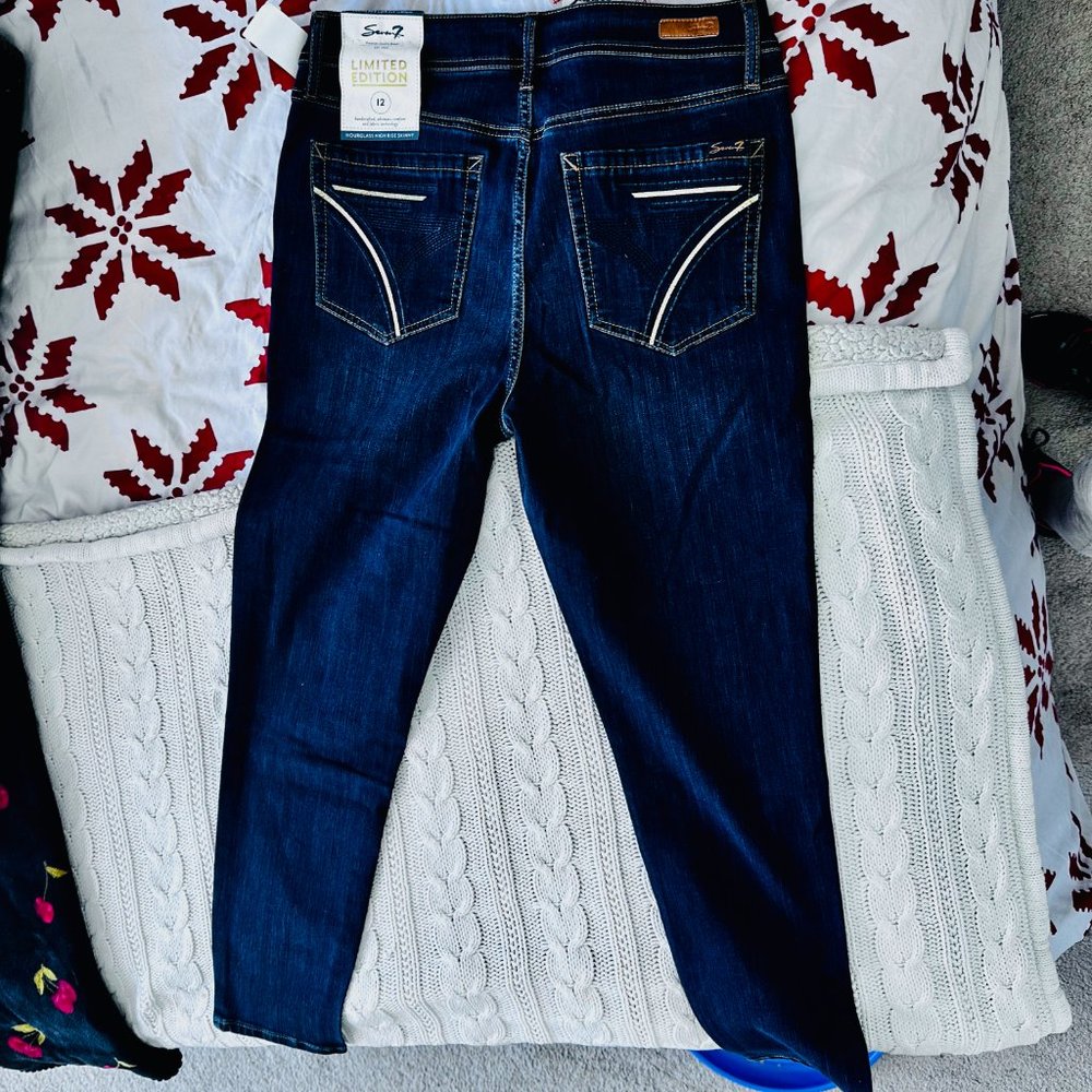 Seven7 Limited Edition Hourglass High Rise Skinny (Size 12)